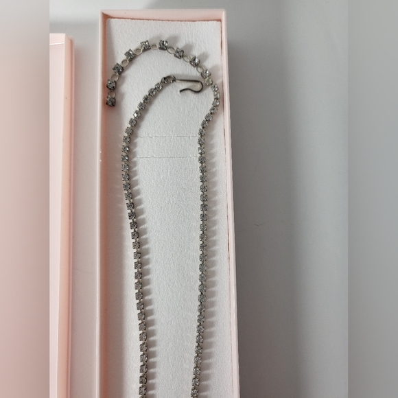 Vintage CAMEO Swavorksi Crystal Necklace - Picture 9 of 15